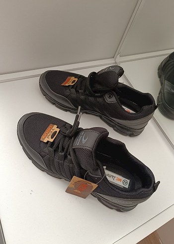 Siyah Erkek Spor Ayakkabı Velcro Bağlama