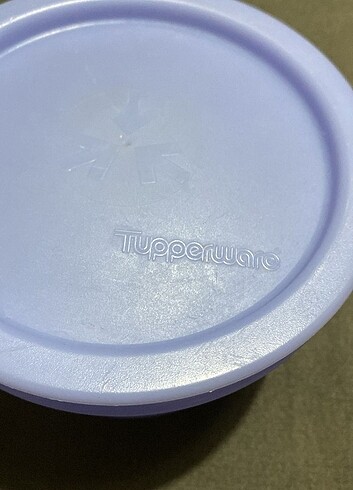 Tupperware 