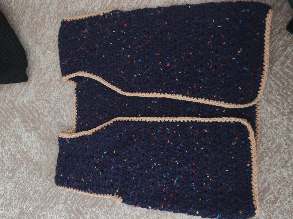 Erkek Çocuk örgü yelek - Görsel 3