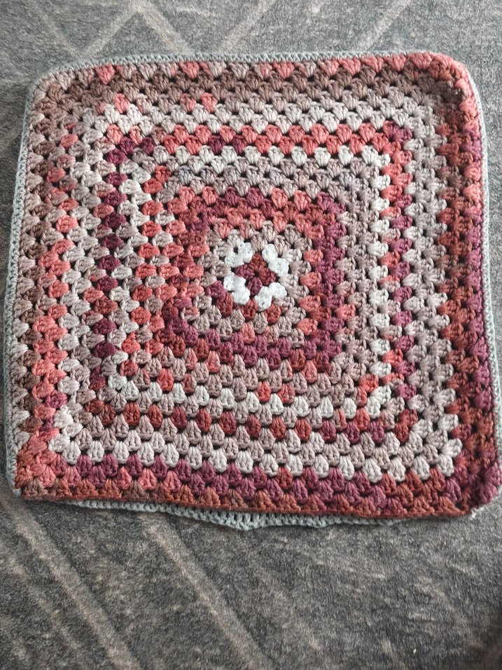 Gri Bohem Tarzı Örgü Dekoratif Kırlent Kılıfı - Görsel 3