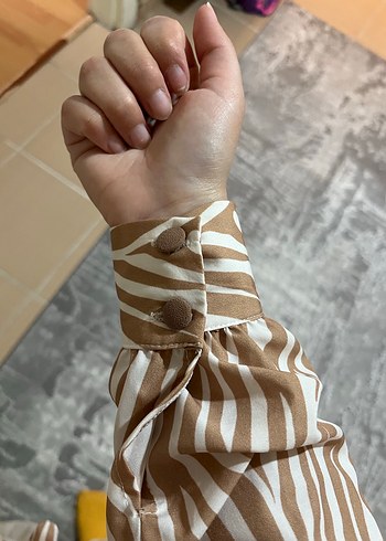 Bej Zebra Desenli Salaş  Bluz - Görsel 3