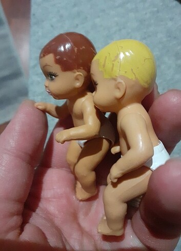Minyatür bebek