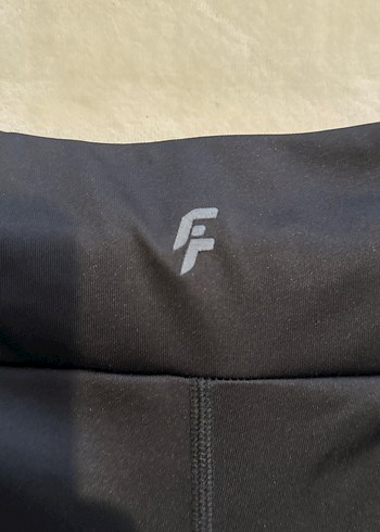 Siyah Elastik Bel Midi Hamile Şortu - Görsel 2