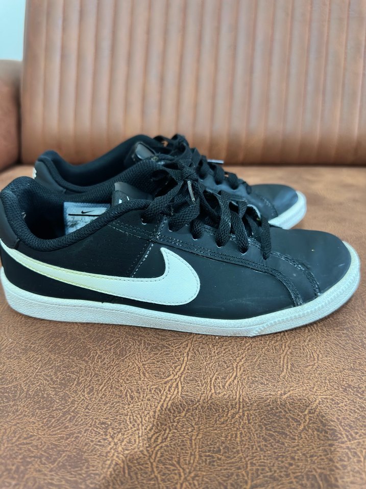 Siyah Gri Spor Ayakkabı Bağcıkları Nike - Görsel 3