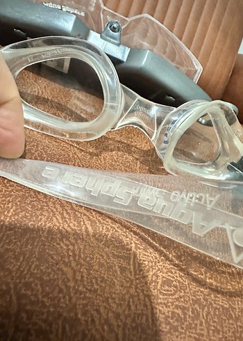 Şeffaf Minimalist Yüzücü Gözlüğü - Görsel 8