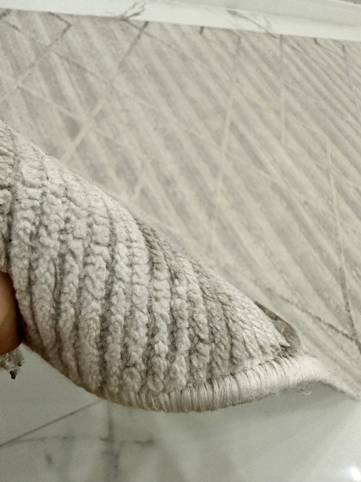 Gri Modern Düz Desen Halı - Görsel 3