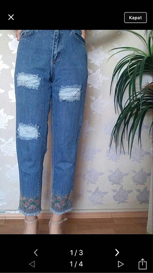 28 Beden Yırtık detaylı momjean/boyfriend pantolon