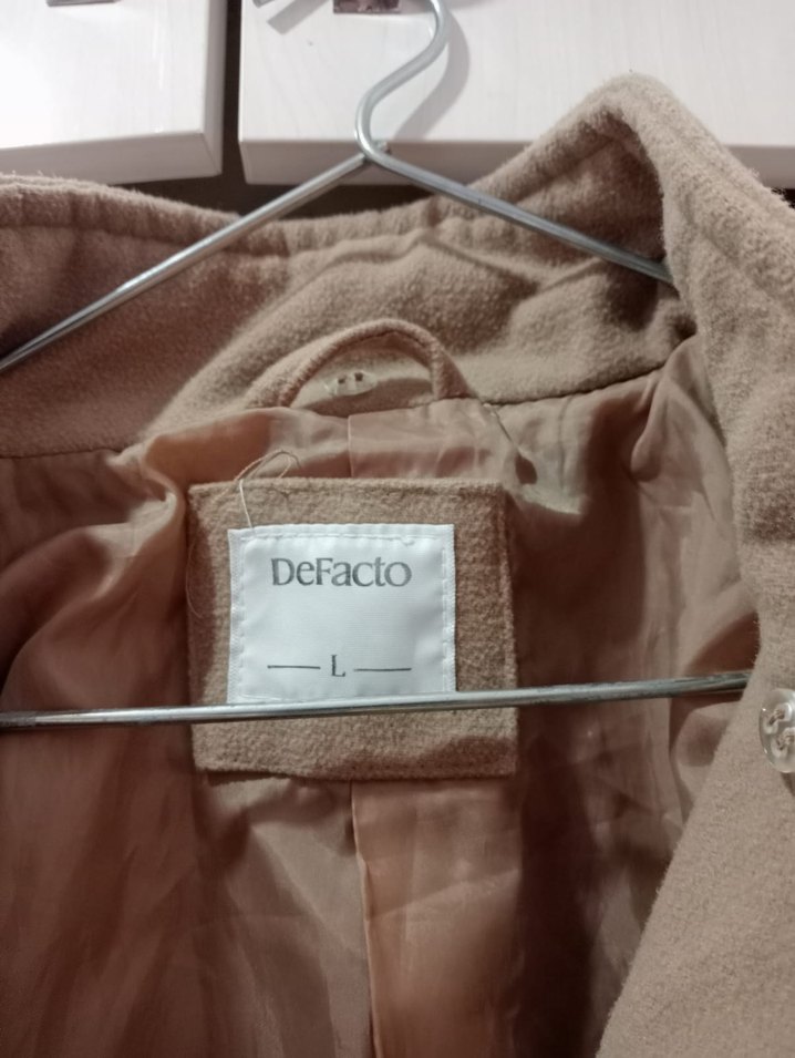 Düğmeli Bej Kadın Süet Midi Kaban - Görsel 3