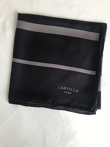 Beden gri Renk Carvella ithal ipek eşarp
