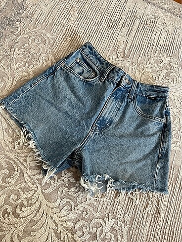 Mavi jeans kot şort