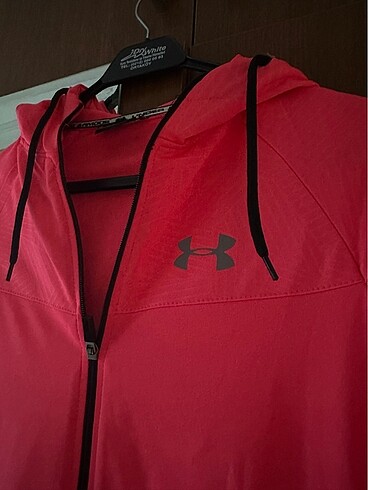 m Beden Under Armour hırka
