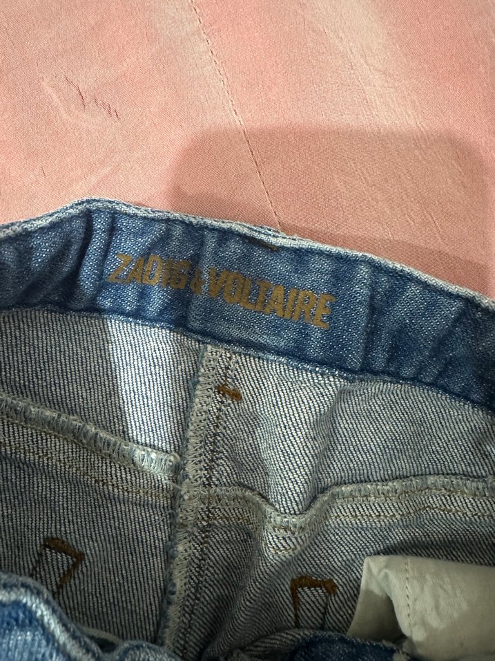 Kız çocuk Koyu Mavi Düğmeli Nakışlı Kot Şort - Görsel 4