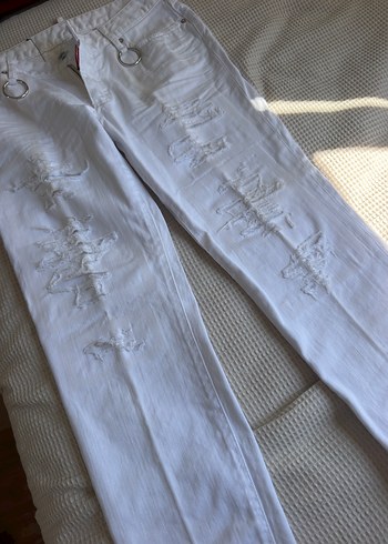 DSquared2 Beyaz Yikamali Rahat Jean Pantolon