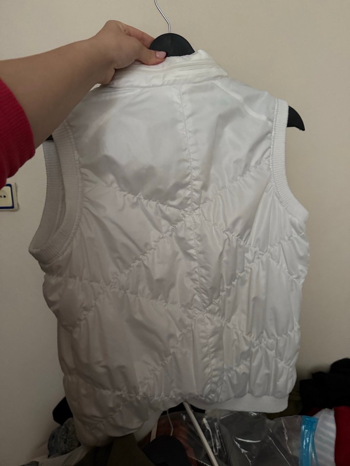 Düğmeli Beyaz Kadın Yelek - Görsel 3