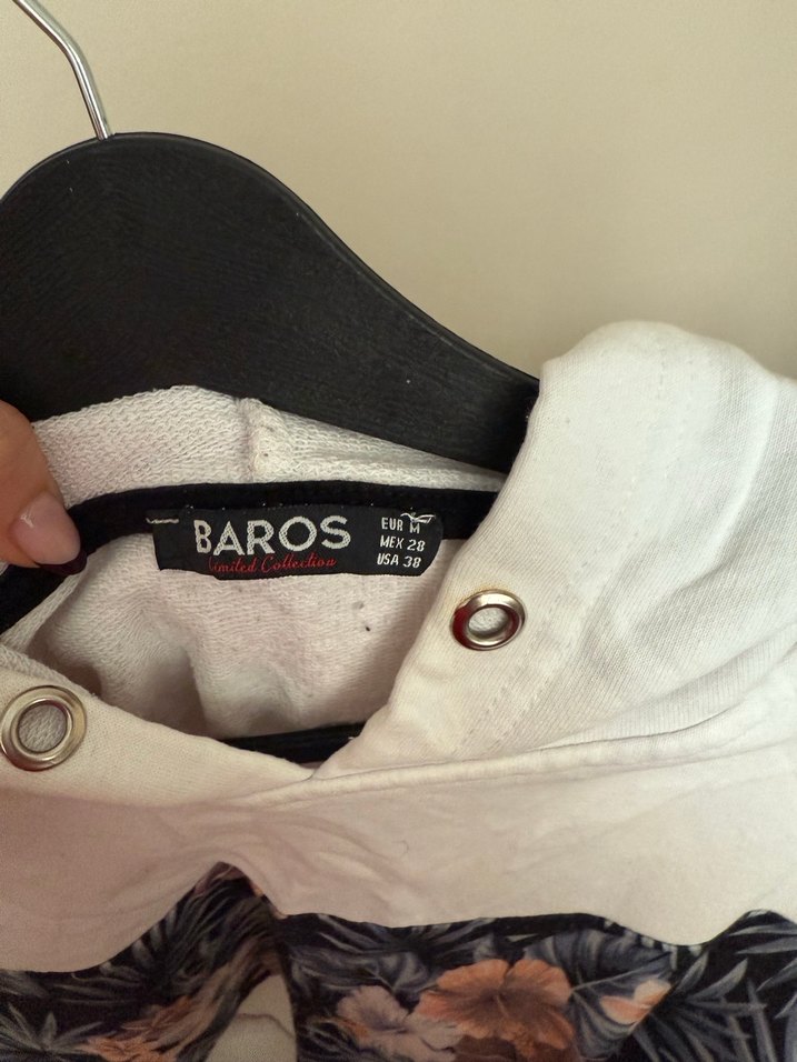 Çiçek Desenli Kapüşonlu Kadın Sweatshirt - Görsel 2