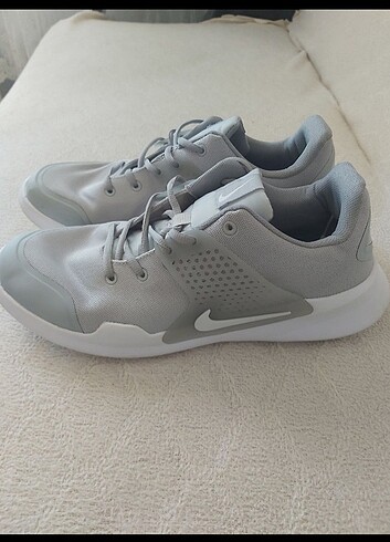 42 Beden Nike Arrowz