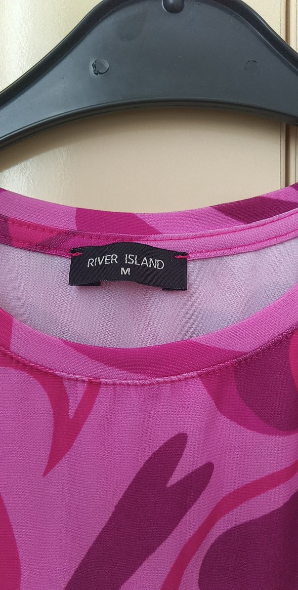 Pembe Kalp Desenli Kolsuz Crop Üst - Görsel 3