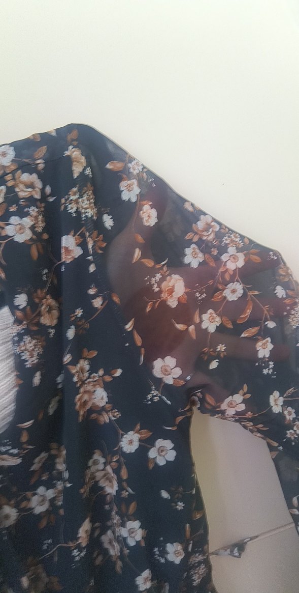 V Yaka Siyah Midi Bohem Elbise - Görsel 4