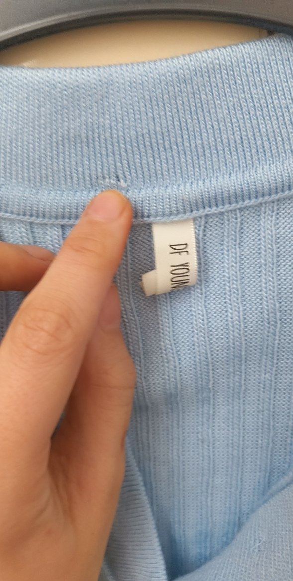 Düğmeli Mavi Polo Yaka Kadın Kısa Kollu Triko - Görsel 4