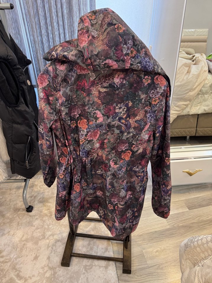 Bordo Çiçek Desenli Uzun Rahat Kesim Ceket - Görsel 2