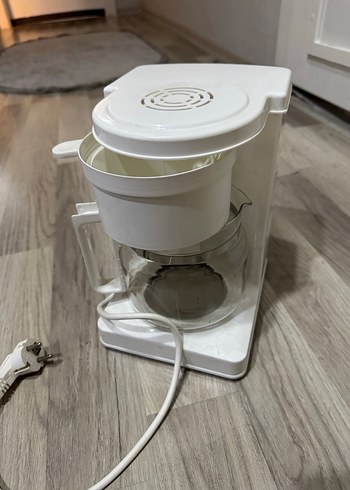 Beyaz ve Gri Kahve Makinesi filtre kahve - Görsel 5