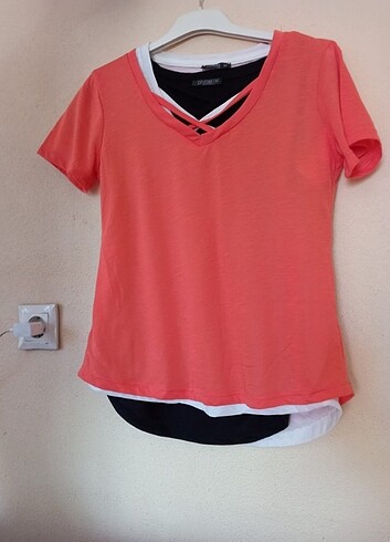 Diğer Dekolteli t-shirt