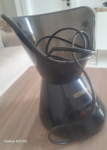 Beden Revlon marka yüz temizleme makinesi