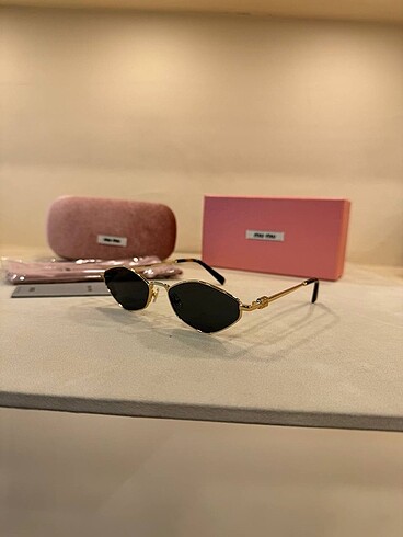 Miu Miu İthal Gözlük