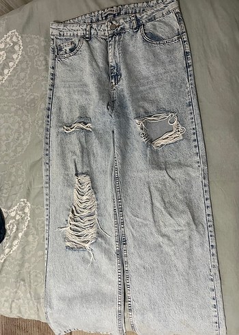 Gri Yırtık Detaylı Midi Kot Pantolon - Görsel 3