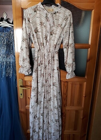 l Beden Zara şifon tamamı astarlı elbise #alvina #elbise 