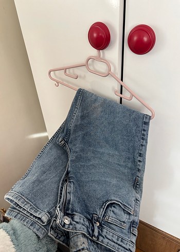 Düğmeli Mavi Geniş Kesim Kadın Kot Pantolon - Görsel 4