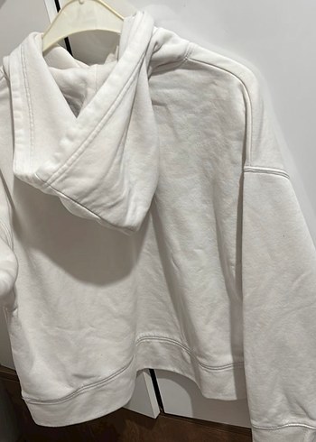 Beyaz Kapüşonlu Rahat Kesim Sweatshirt zara - Görsel 4