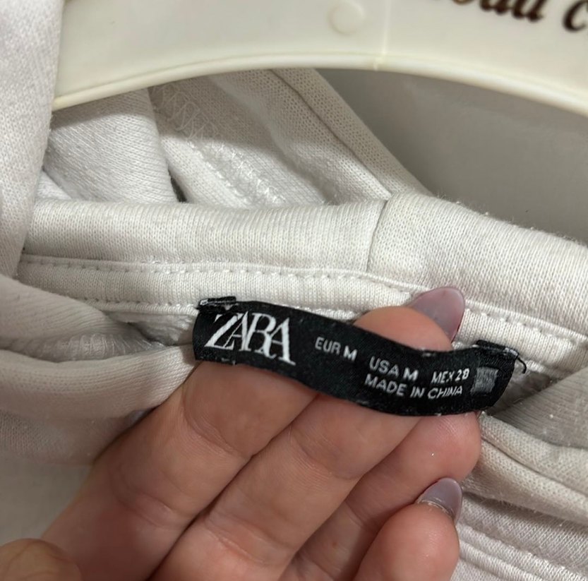 Beyaz Kapüşonlu Rahat Kesim Sweatshirt zara - Görsel 2