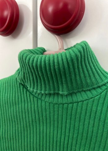 Yeşil Fitilli Boğazlı Kadın Triko bershka - Görsel 4