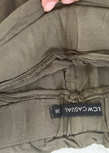 LC Waikiki Kemerli haki Kadın şort