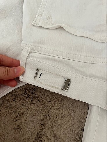 26 Beden beyaz Renk Pantolon