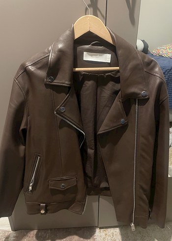 bershka l