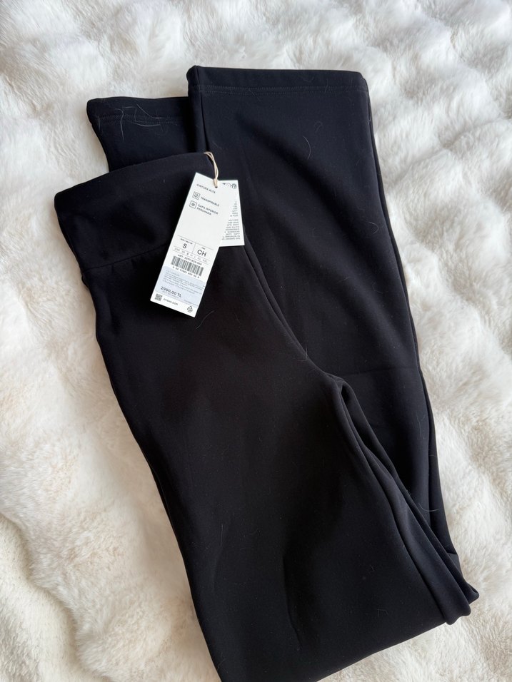 Dikişsiz Yüksek Belli Siyah Bootcut Pantolon - Görsel 4