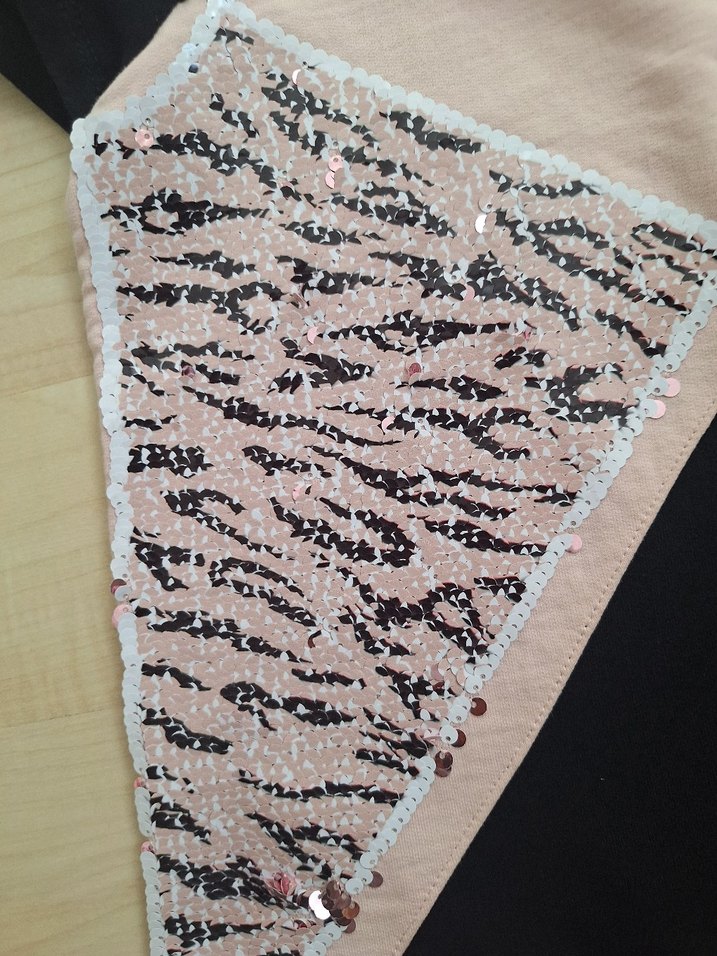 Kız Çocuk Payetli Fırfırlı Elbise - Görsel 2