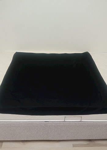 Siyah ve koyu lacivert eşarp - Görsel 2