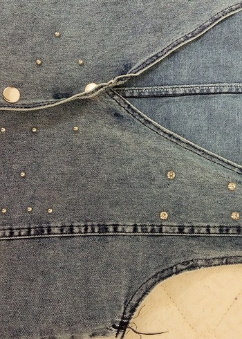 Mavi Düğmeli Kolsuz Denim Yelek - Görsel 4