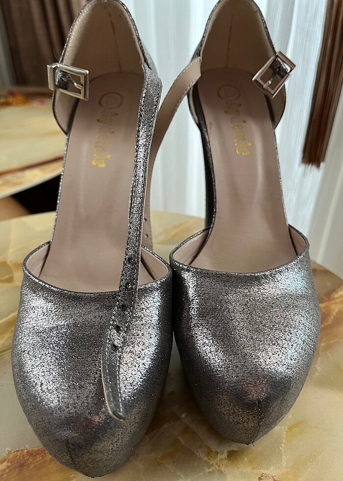 Platform topuklu ayakkabı - Görsel 4