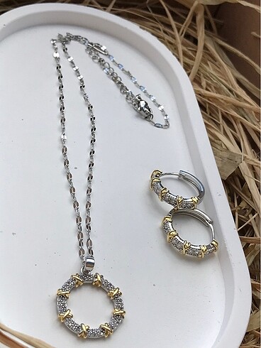 Set kolye ve küpe xoxo