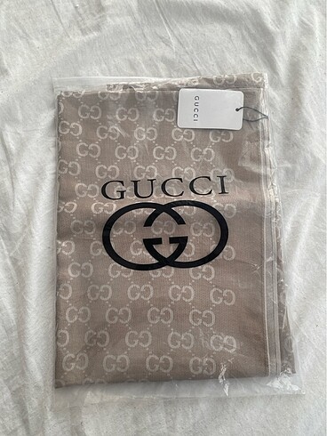 Gucci şal