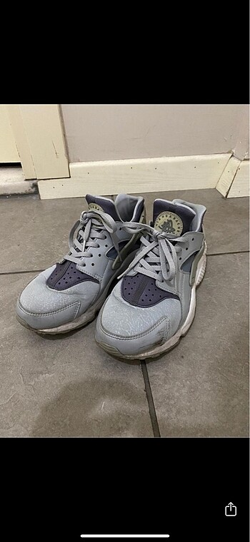 Nike huarache spor ayakkabı
