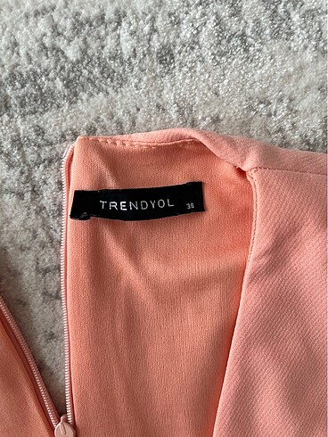 Trendyolmilla elbise