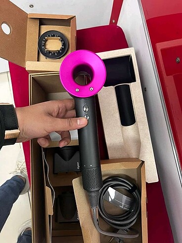 DYSON SÜPERSONİC SAÇ KURUTMA MAKİNASI GARANTİSİZ