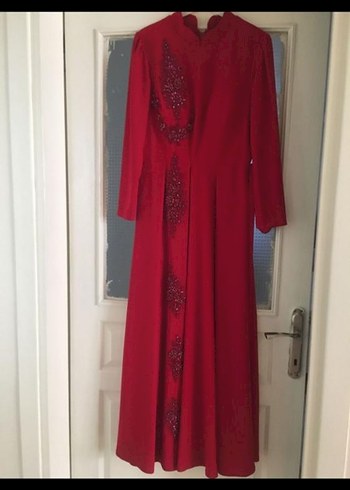 Uzun Kırmızı Bohem Büzgülü Elbise - Görsel 3