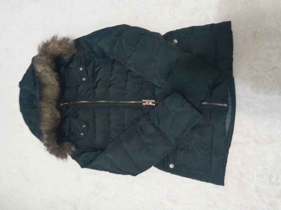 Siyah Kürklü Kadın Kışlık Mont - Görsel 3