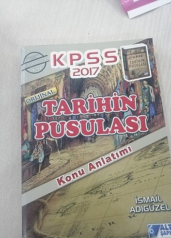 universal Beden İki adet Kpss kitabı